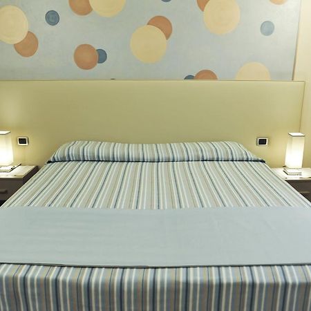 Albergo Abanyta Turín Pokoj fotografie