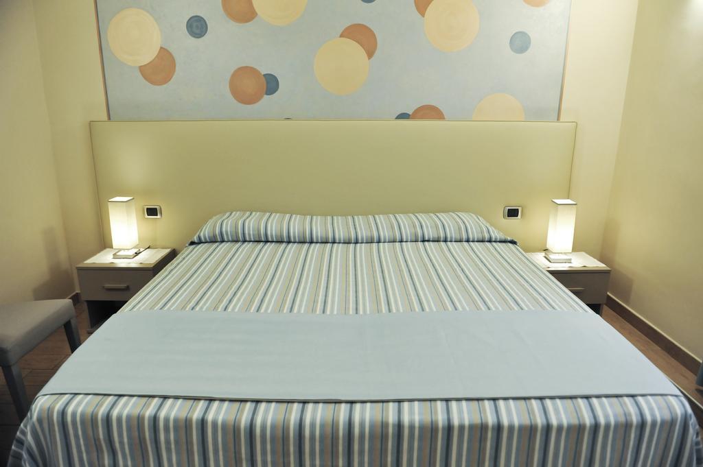 Albergo Abanyta Turín Pokoj fotografie